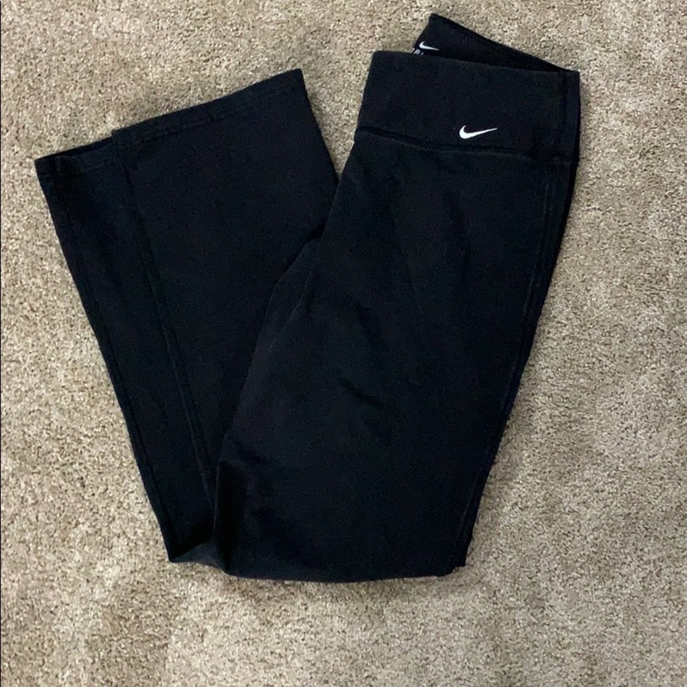 Women’s Nike Dri-Fit Pants medium long